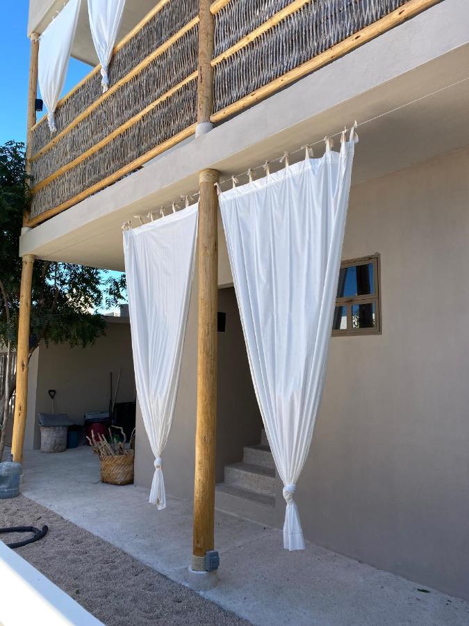 The Mantarraya Outpost Bed & Breakfast Ла Пас Екстериор снимка