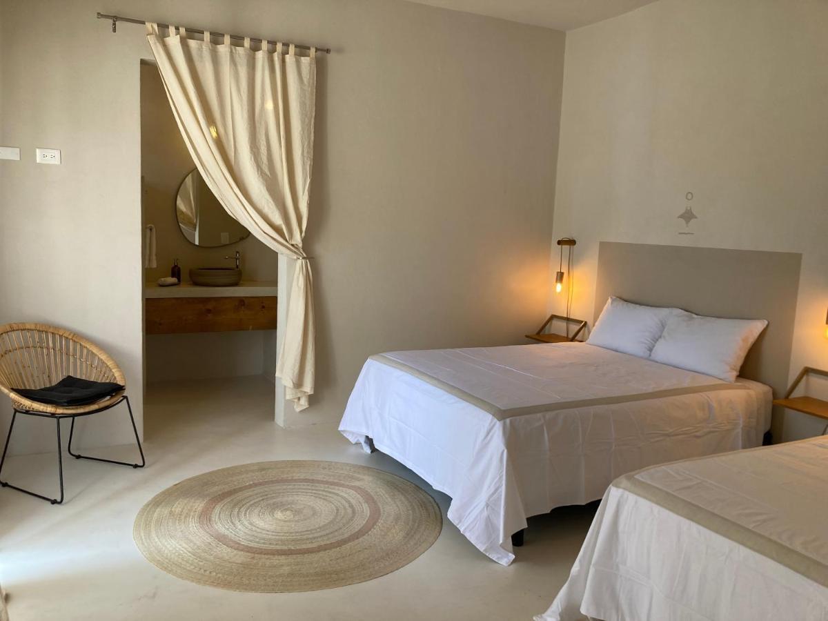 The Mantarraya Outpost Bed & Breakfast Ла Пас Екстериор снимка