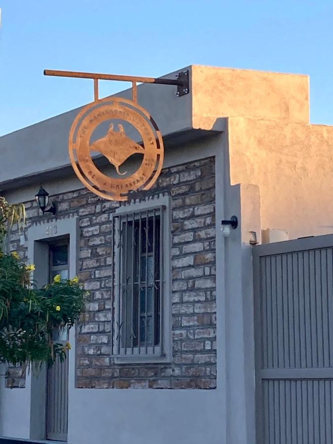 The Mantarraya Outpost Bed & Breakfast Ла Пас Екстериор снимка