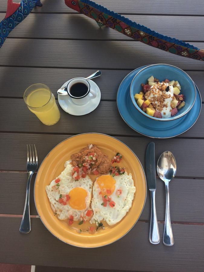 The Mantarraya Outpost Bed & Breakfast Ла Пас Екстериор снимка